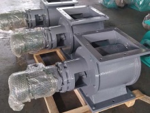 產品詳情     星型卸灰閥可以用在80度以下及常溫的通常物料上,它可以